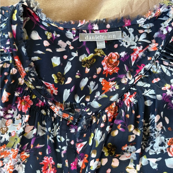Daniel Rainn Floral Blouse - Black and Pink - Picture 3 of 4